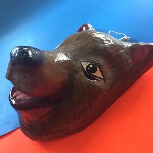 Vintage papier-mâché 🐻 bear mask